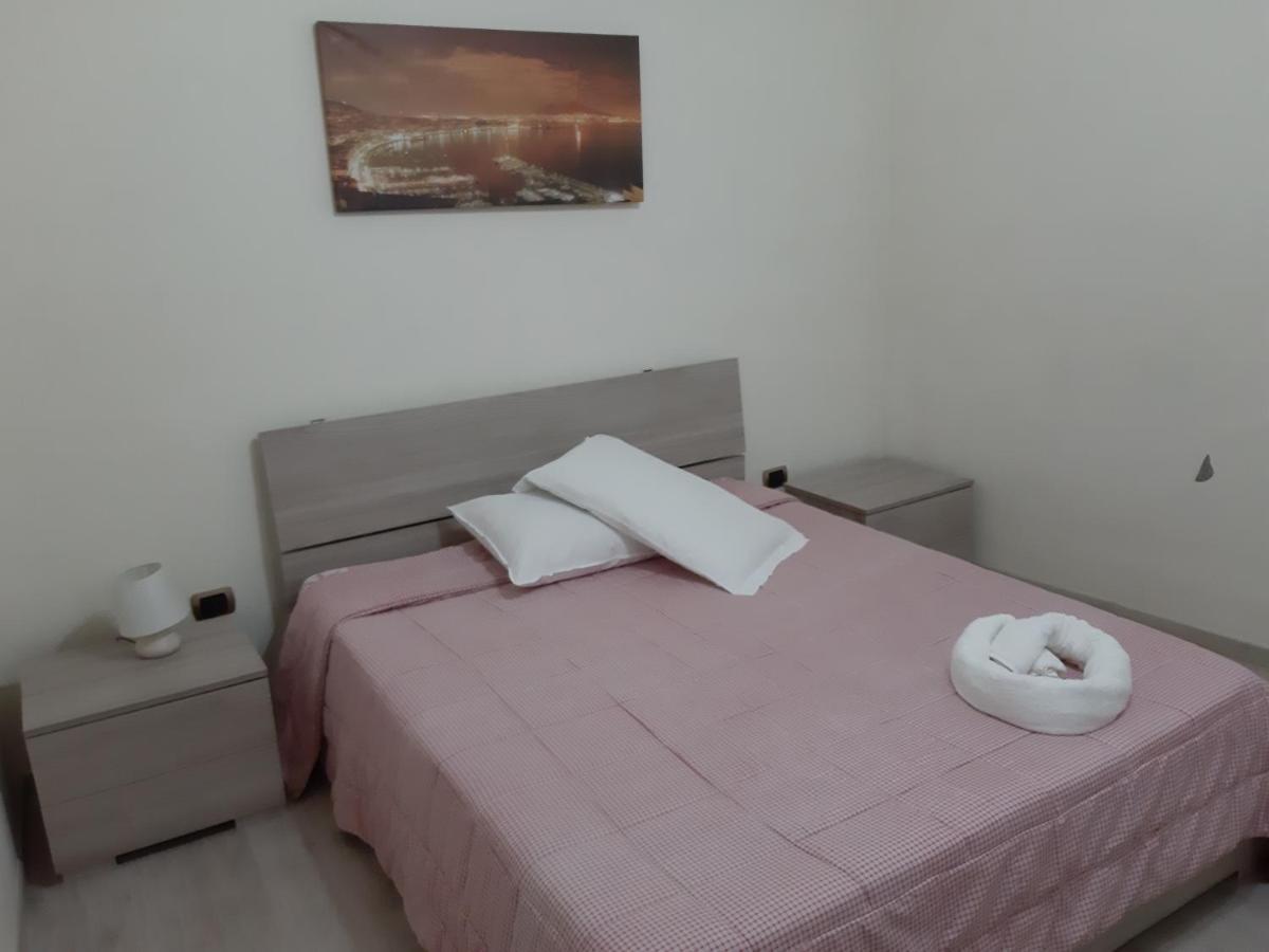 נאפולי Appartamento Silvana מראה חיצוני תמונה